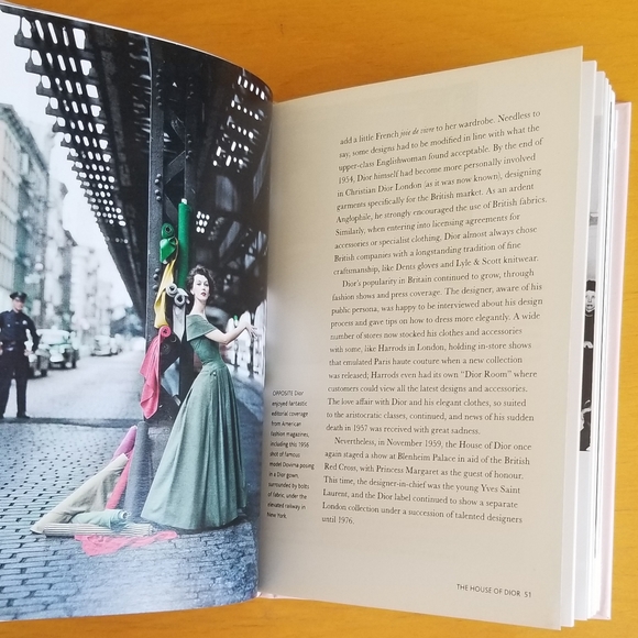 Dior – Little Book Of - Picture 9 of 11